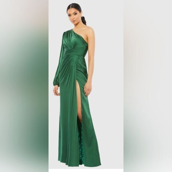 Mac Duggal 11251 One Shoulder Long Sleeve Draped Charmeuse Gown NWT sz 8 Green - Picture 1 of 6
